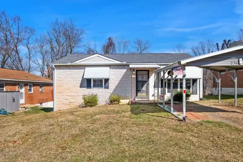 236 Elkin Cir, Waynesboro, VA 22980