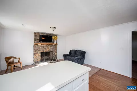 Living - 109 Otterview Rd, Forest, VA 24551 photo 8 of 11