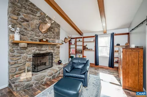 Living - 109 Otterview Rd, Forest, VA 24551 photo 3 of 11