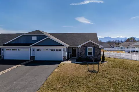 68 S Peak Dr, Mcgaheysville, VA 22840