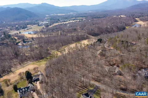 884 Stoney Crk E, Nellysford, VA 22958