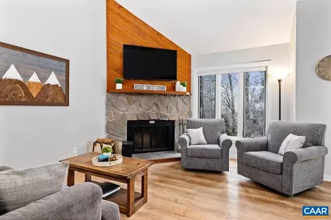 465 Three Ridges Condos, Roseland, VA 22967