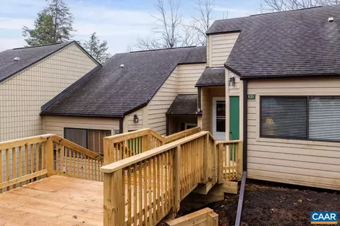 621 White Oak Condos, Roseland, VA 22967