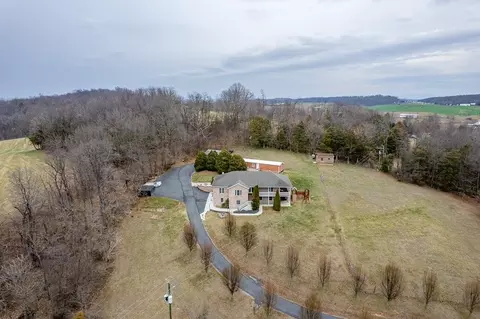 3240 Scenic Hwy, Mount Solon, VA 22843