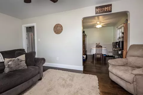 709 6th St, Shenandoah, VA 22849 photo 6