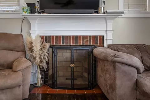 709 6th St, Shenandoah, VA 22849 photo 4