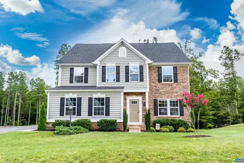 322 Manor Blvd, Palmyra, VA 22963