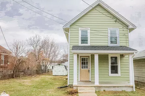 313 N Charlotte Ave N, Waynesboro, VA 22980