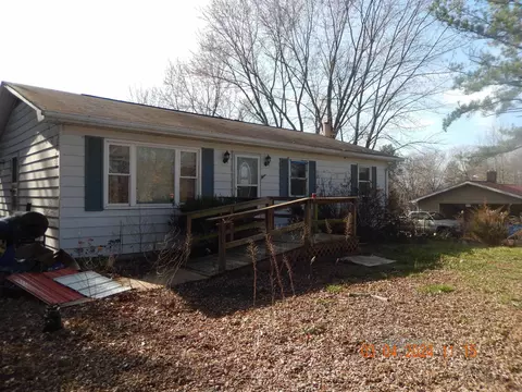 130 Elizabeth Ln, Edinburg, VA 22824