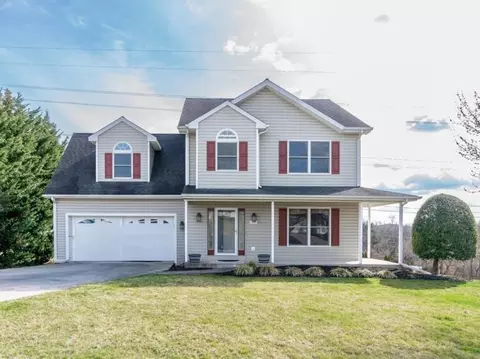 1261 King Edwards Way, Harrisonburg, VA 22801