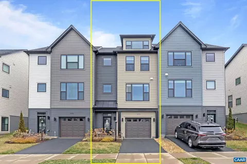1676 Delphi Dr, Charlottesville, VA 22911
