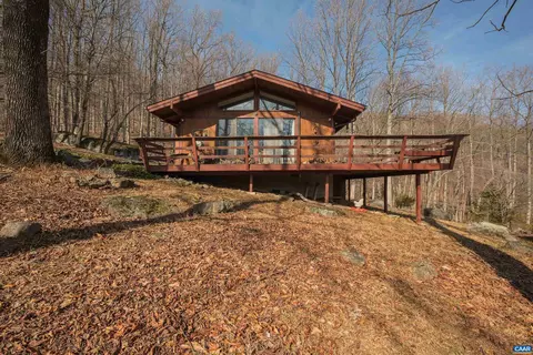 Graves Rd, Graves Mill, VA 22727