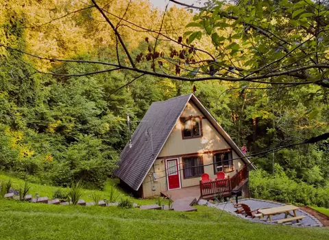 1369 Overlook Mountain Rd, Elkton, VA 22827