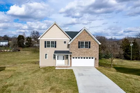 4349 Cotswold Ct, Rockingham, VA 22802