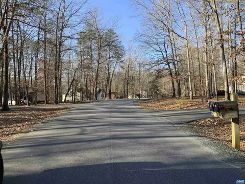 40 Riverside Dr, Palmyra, VA 22963 photo 4