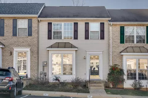587 Stonewall Dr, Harrisonburg, VA 22801