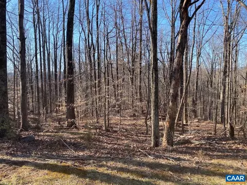 364 Stone Chimneys Rd, Nellysford, VA 22958