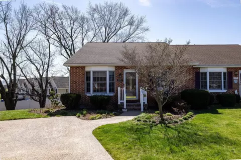 2397 Meadow Ct, Harrisonburg, VA 22801