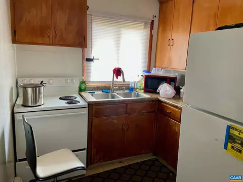 115 Apple Tree Rd, Charlottesville, VA 22903 photo 4