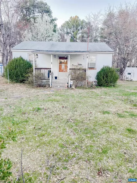 89 One Horse Rd, Buckingham, VA 23921