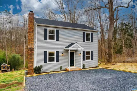 3785 Skyline Crest Dr, Charlottesville, VA 22903