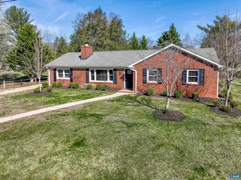 5700 Oak Dr, Crozet, VA 22932