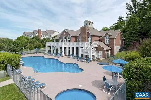 1005 Weybridge Ct #301, Charlottesville, VA 22911