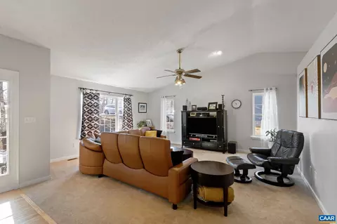 50 Nahor Dr, Palmyra, VA 22963 photo 4