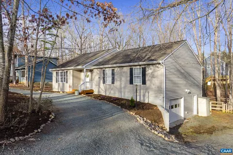 50 Nahor Dr, Palmyra, VA 22963 photo 2