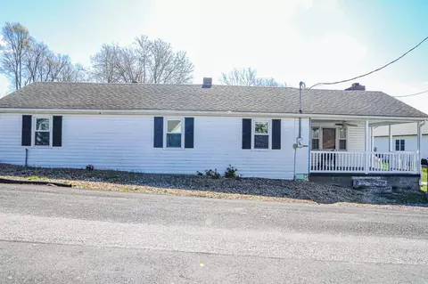 50 Church Hill Ln, Fishersville, VA 22939