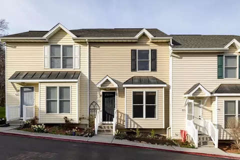 867 Camelot Ln, Harrisonburg, VA 22801