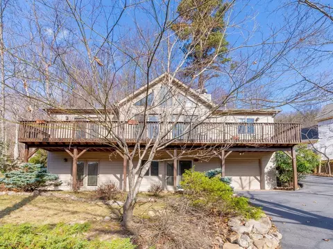 275 Grouse Dr, Mcgaheysville, VA 22840
