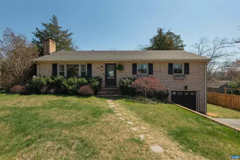 5805 Sunset Dr, Crozet, VA 22932