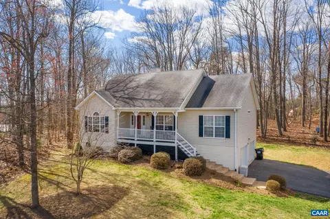 112 Autumn Oaks Ln, Barboursville, VA 22923