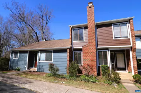 622 Crumpet Ct, Charlottesville, VA 22901