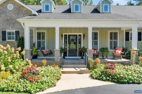 128 Forest Ct, Zion Crossroads, VA 22942
