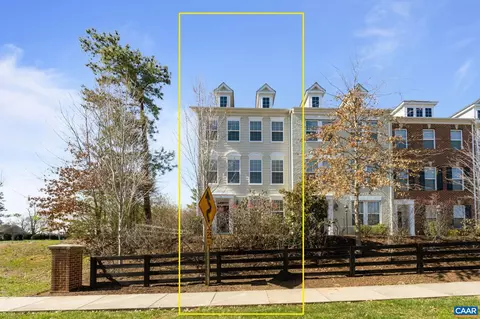915 Stonehenge Way, Charlottesville, VA 22901