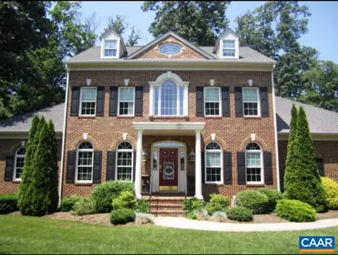 105 Pelham Woods Cir, Waynesboro, VA 22980