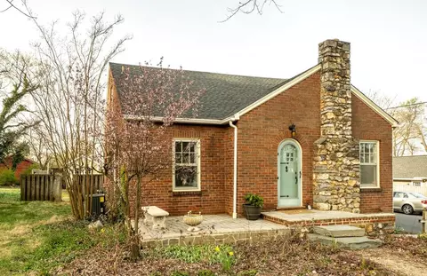 33 E Weaver Ave E, Harrisonburg, VA 22801