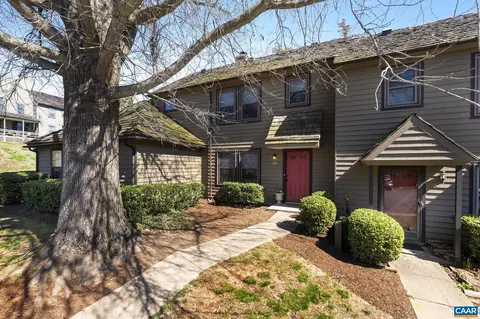 702 Exton Ct, Charlottesville, VA 22901