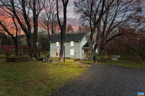 33 Sunrise Vw, Stanardsville, VA 22973