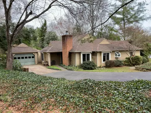 162 Mill Creek Dr, Charlottesville, VA 22902