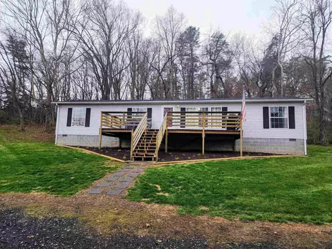 75 Jericho Rd, Fishersville, VA 22939