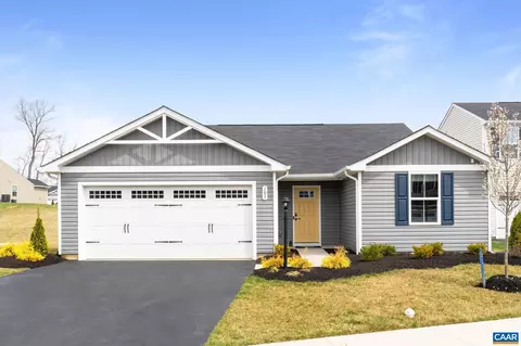 105 White Birch Rd, Waynesboro, VA 22980