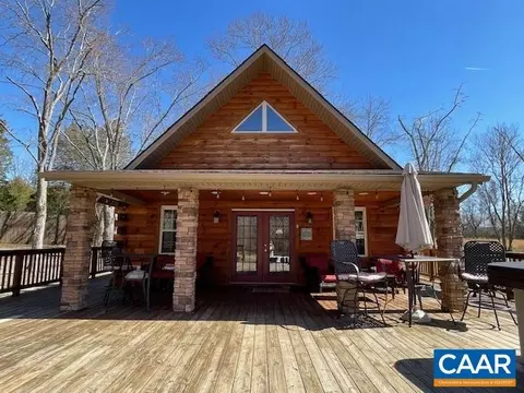 943 S Fork River Ln, Shenandoah, VA 22849 photo 2