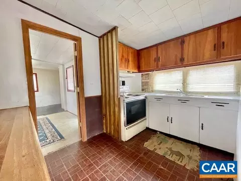511 Bybee Rd, Troy, VA 22974 photo 6