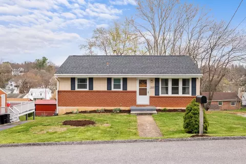 1303 Blandford St, Staunton, VA 24401