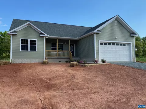 3385 Oakland Dr, Louisa, VA 23093