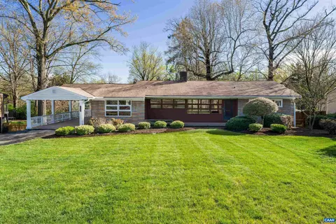 1614 Westwood Rd, Charlottesville, VA 22903