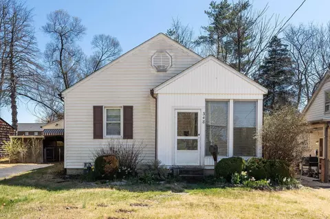 348 Wayneridge Rd, Waynesboro, VA 22980
